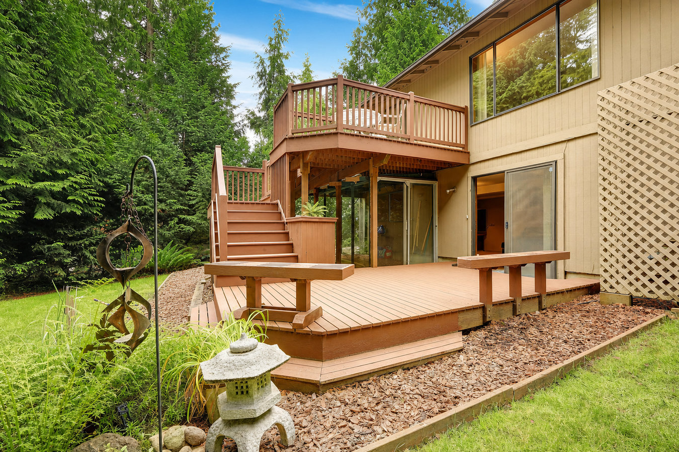 Moreno Valley Deck & Fence - custom deck builder in Moreno Valley, CA